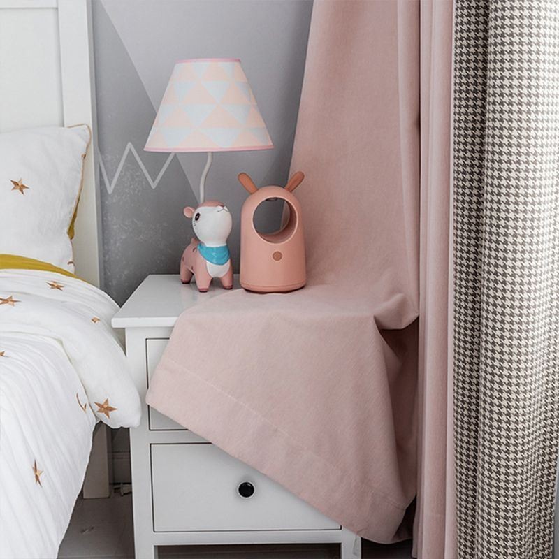 Moderní Šité Záclony Na Míru, Zatemňovací Záclony S Pepitou Stopou Do Obývacího Pokoje A Ložnice